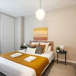 Apartment Eixample Luxury For 8 *