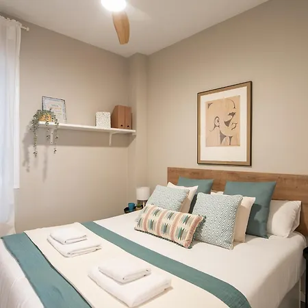 Eixample Luxury For 8 Barcelona