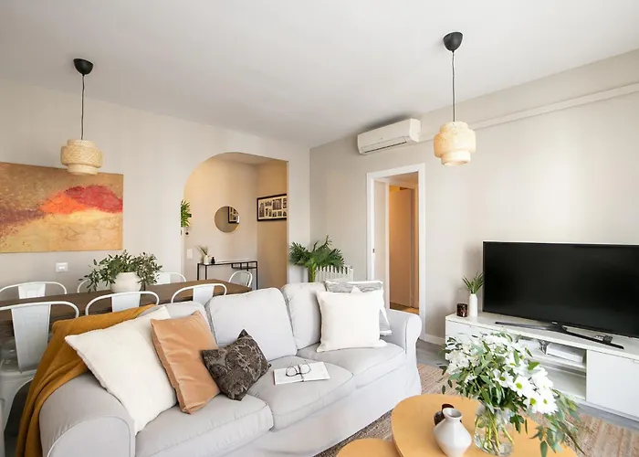 Eixample Luxury For 8 Apartment *