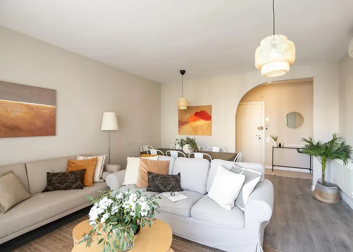 Eixample Luxury For 8 *